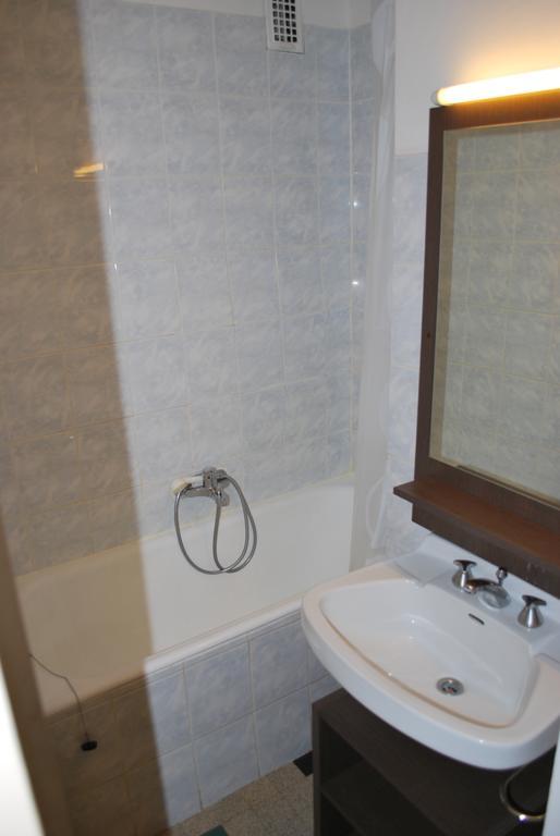 Hotel Les Clarines Λε Ντεζ Αλπ Εξωτερικό φωτογραφία
